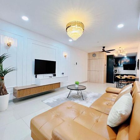 D'Ciella Homes- Sea View, Drawbridge & Ktcc Mall كُوالا تيرينغانو المظهر الخارجي الصورة
