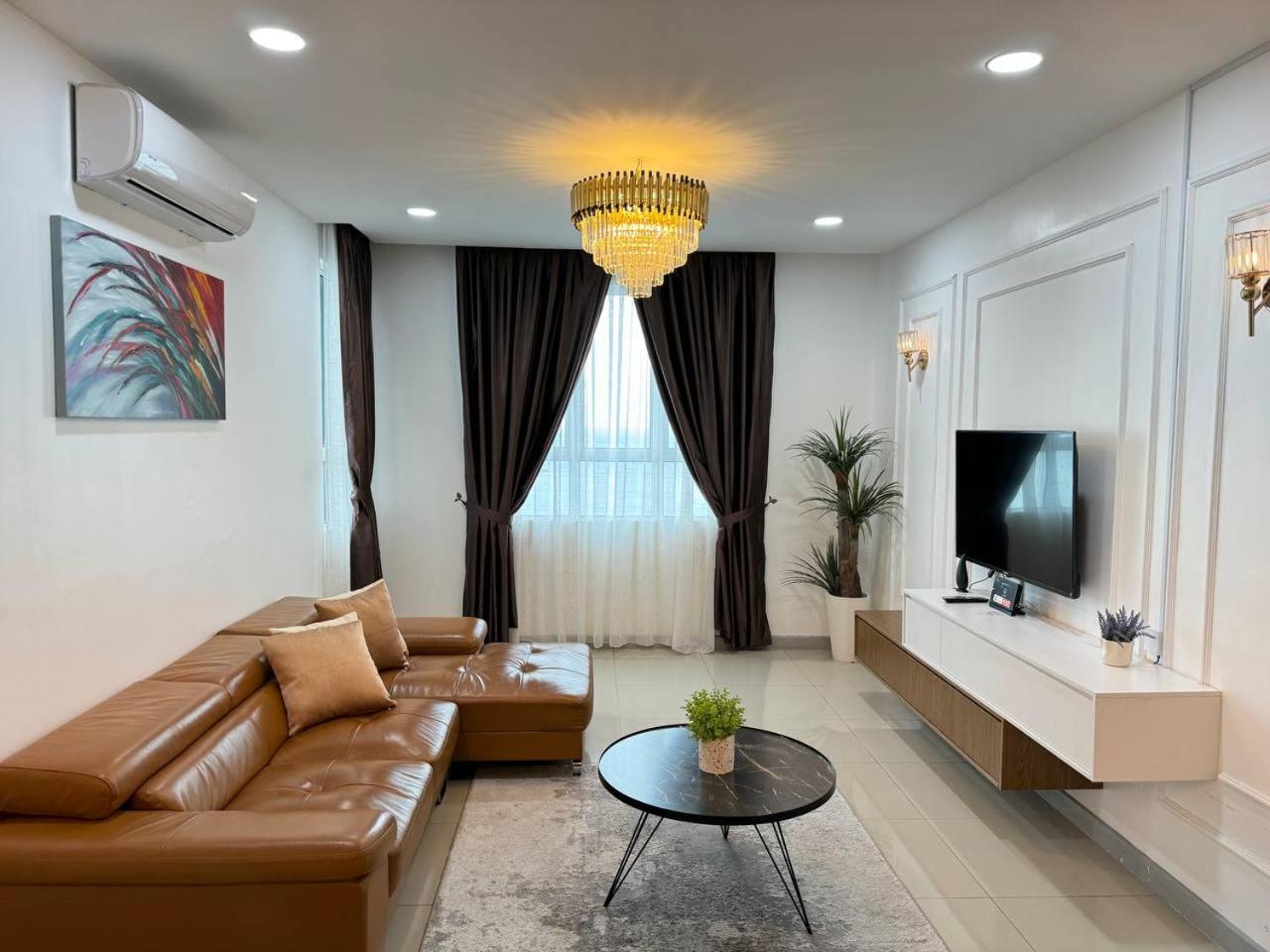 D'Ciella Homes- Sea View, Drawbridge & Ktcc Mall كُوالا تيرينغانو المظهر الخارجي الصورة