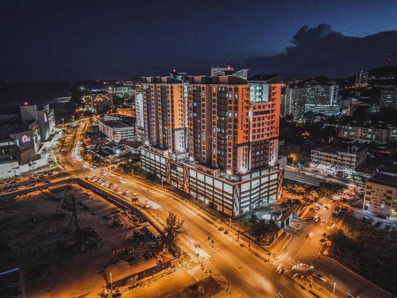 D'Ciella Homes- Sea View, Drawbridge & Ktcc Mall كُوالا تيرينغانو المظهر الخارجي الصورة