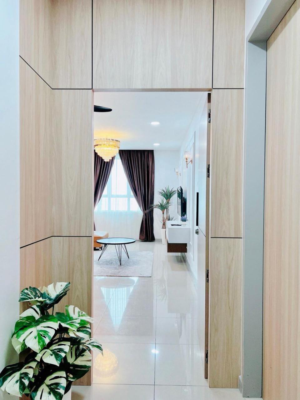 D'Ciella Homes- Sea View, Drawbridge & Ktcc Mall كُوالا تيرينغانو المظهر الخارجي الصورة